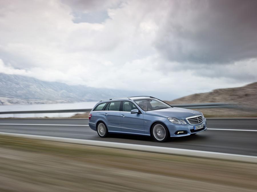  Mercedes-Benz E-Class Estate 2009 года  (фото 26 из 49)